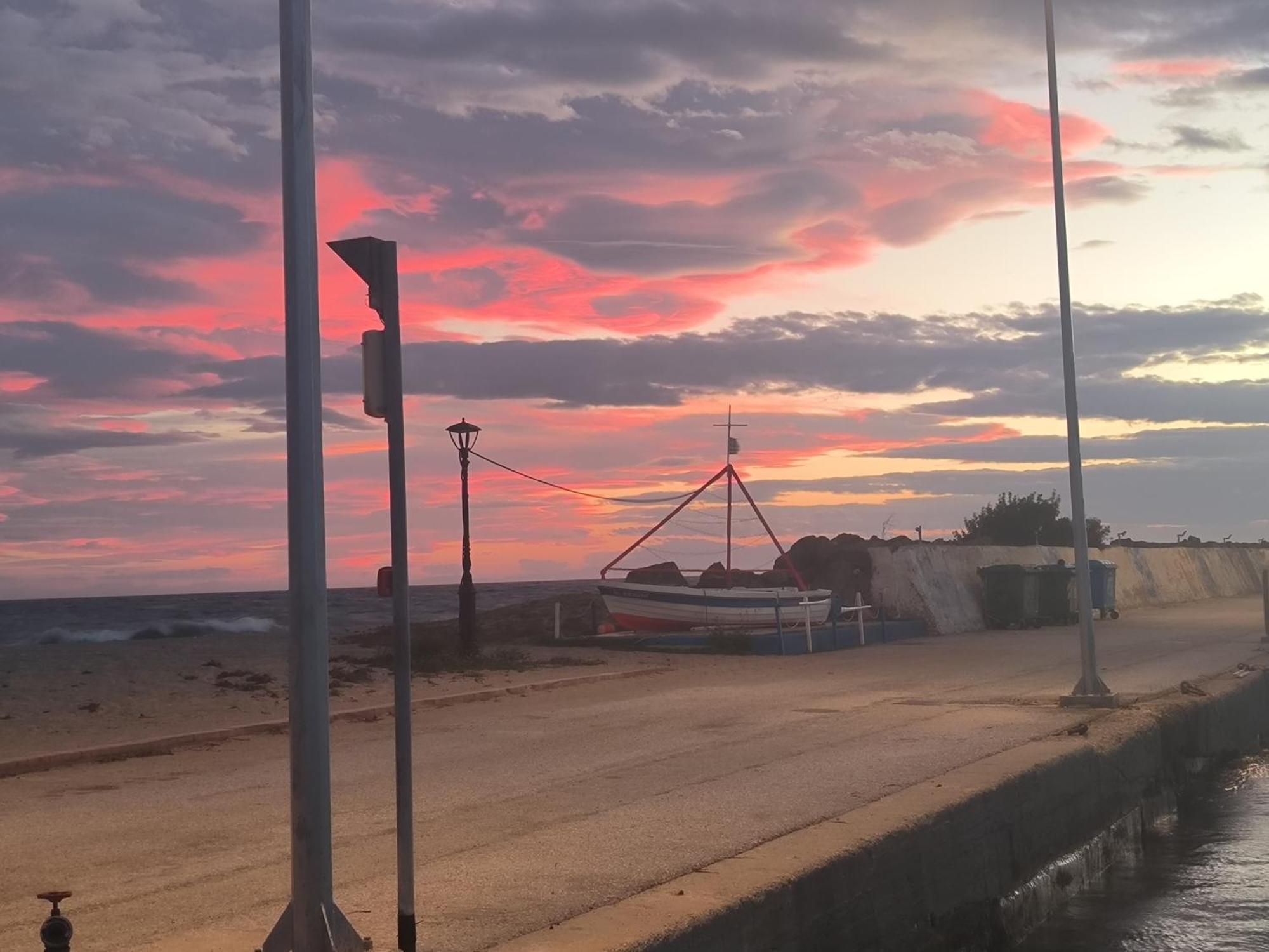Delimaras Studios Nea Skioni Luaran gambar