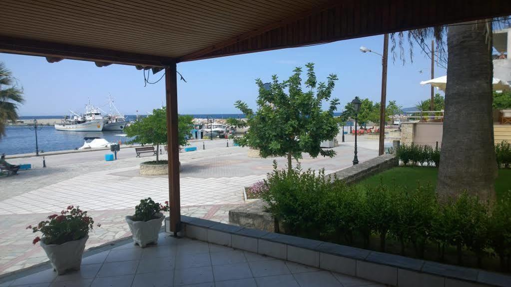 Delimaras Studios Nea Skioni Luaran gambar